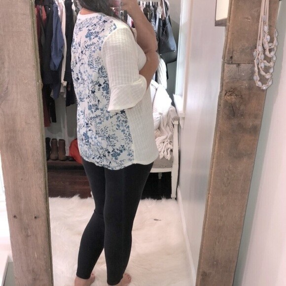 Exclusive One size 2X boho floral top - Picture 3 of 4